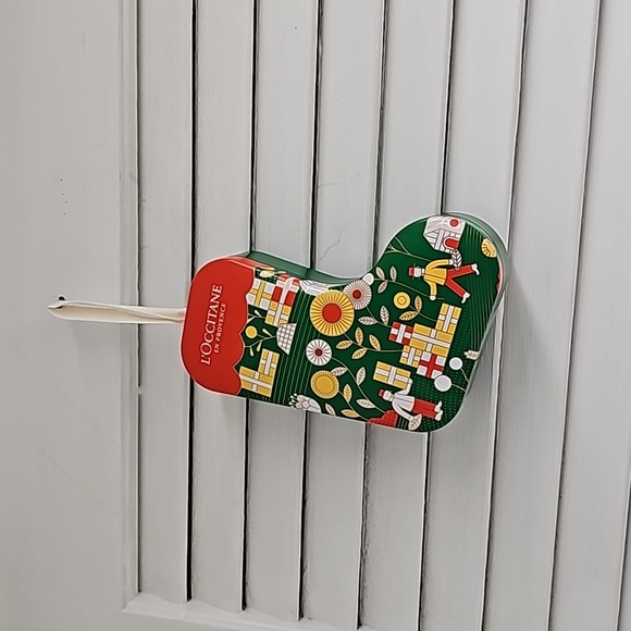 L'OCCITANE CHRISTMAS GIFT TINS. EMPTY METAL TIN - Picture 2 of 6